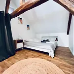 Triplex, T4 Hyper Centre *